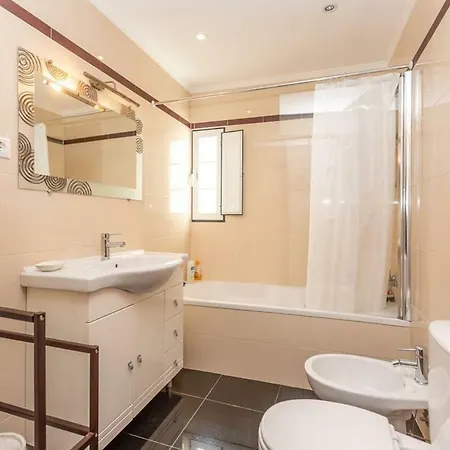 Seaside - 2 Min Away From The *